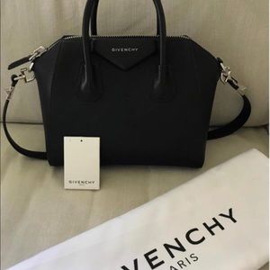 Authentic Givenchy Antigona Small Sugar Leather